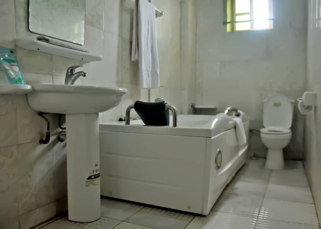 Alcove Room Bestway Luxury Suites